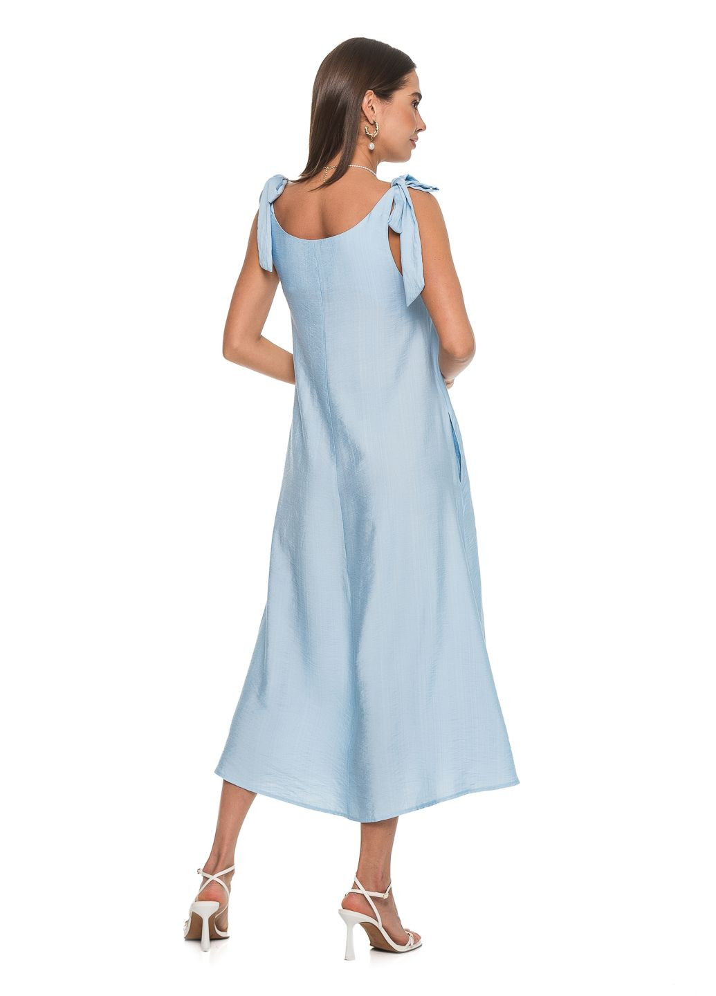 Голубое легкое нарядное платье с креативными бретелями. SVTR