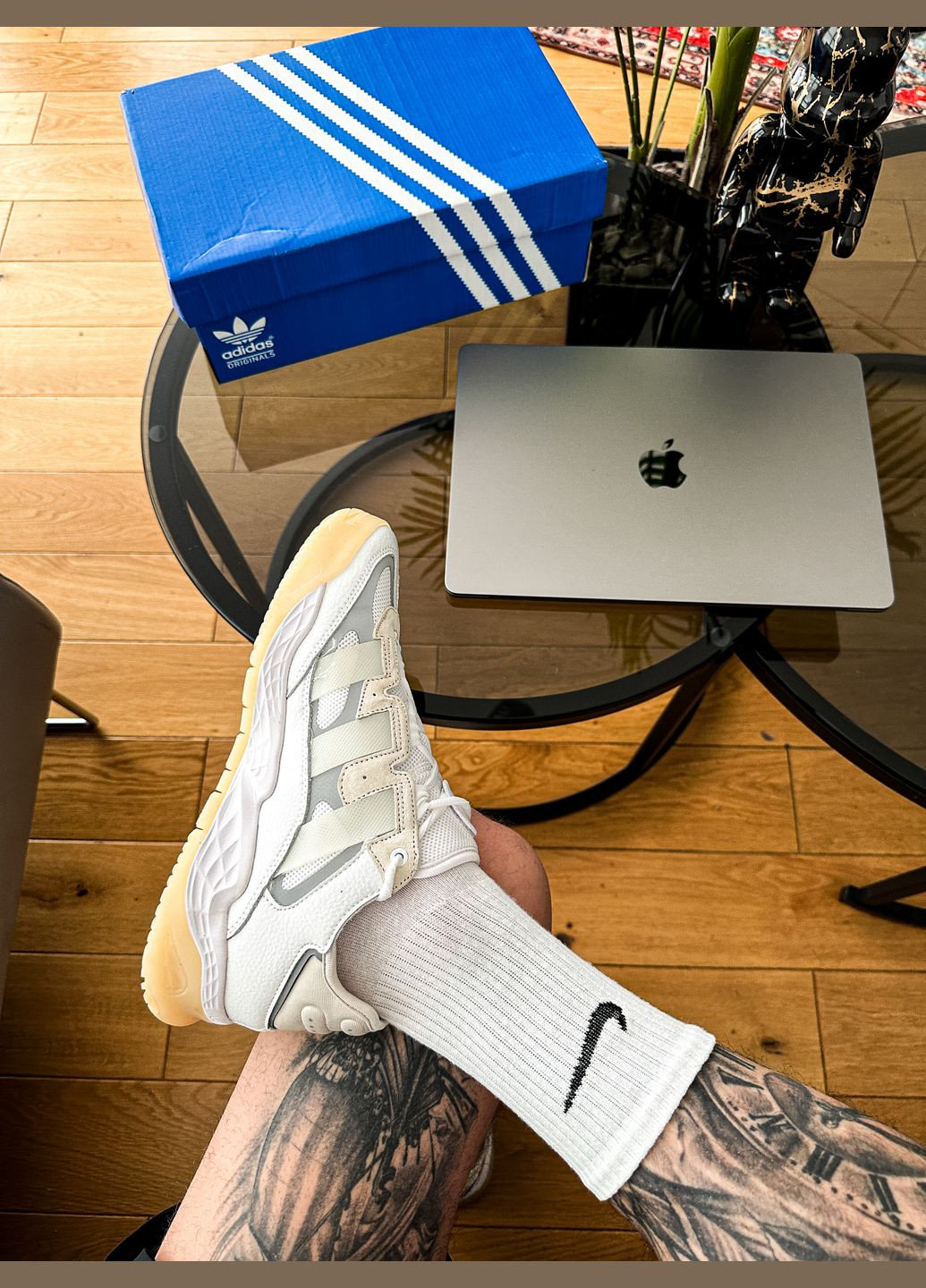 Білі Осінні кросівки чоловічі і жіночі adidas niteball white gum | адідас найтбол білі No Brand