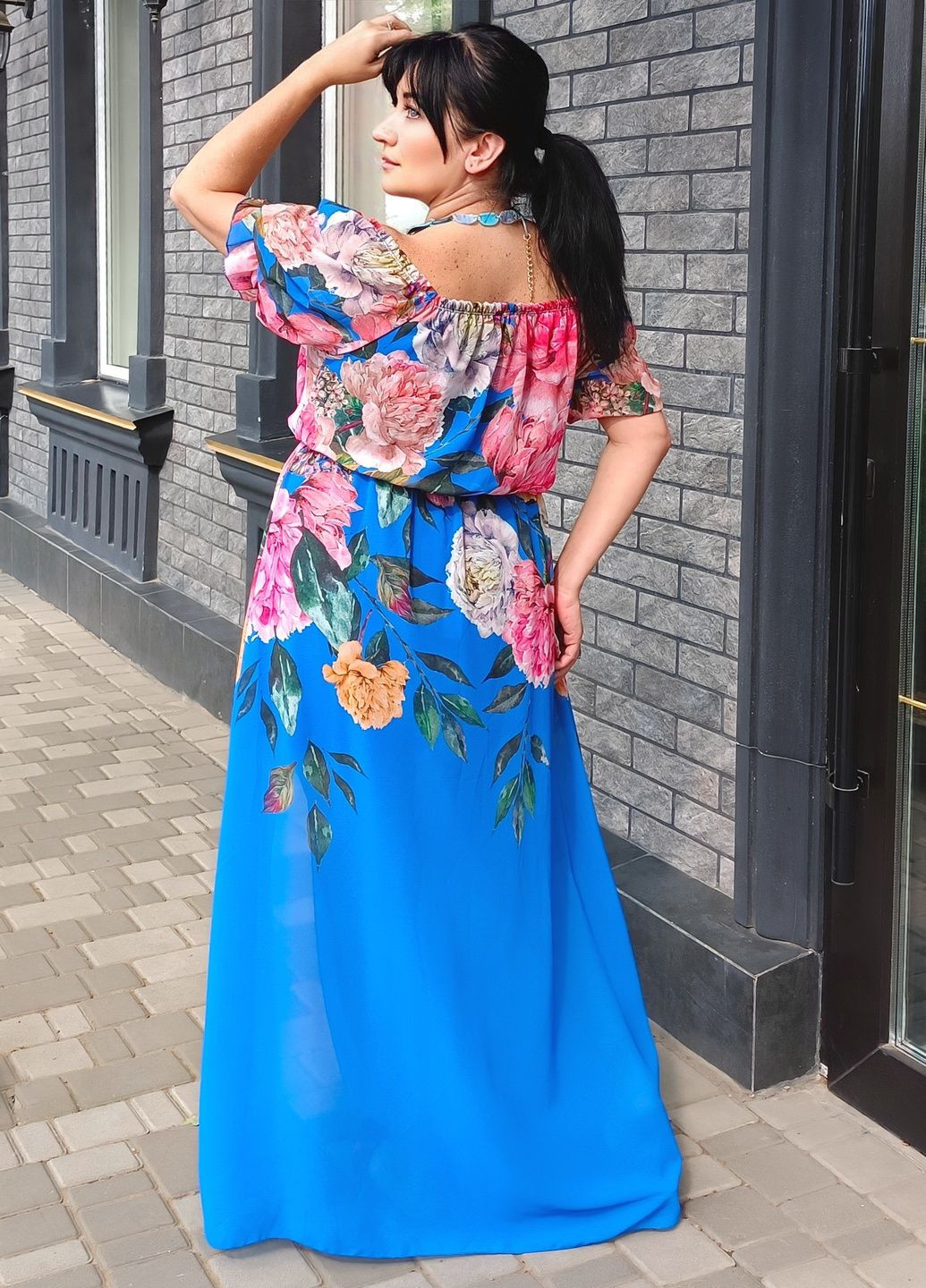 Синя повсякденний, кежуал сукня з відкритими плечима Moda Italia з квітковим принтом
