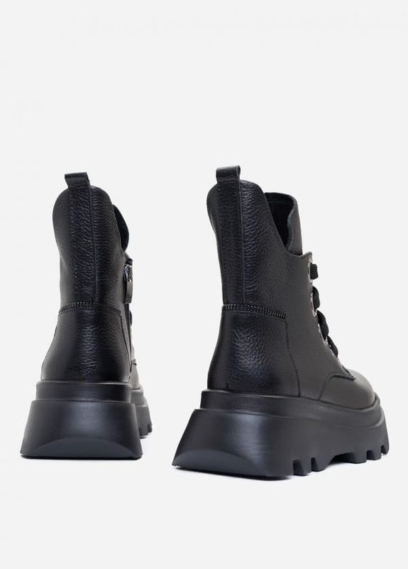 Зимние черные облегченные ботинки на меху ISSA PLUS
