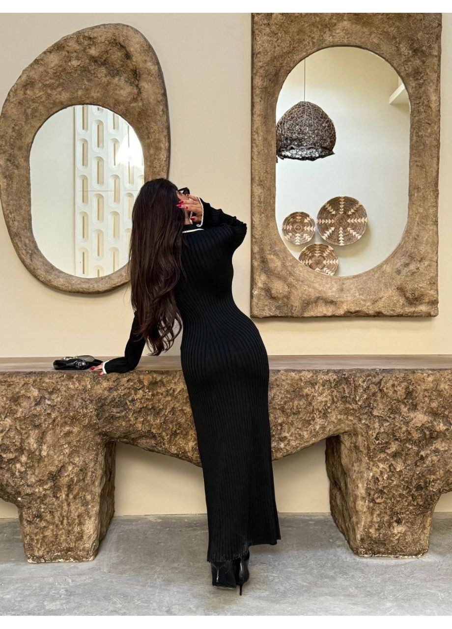 Чорна кежуал в'язана максі сукня Adelante однотонна