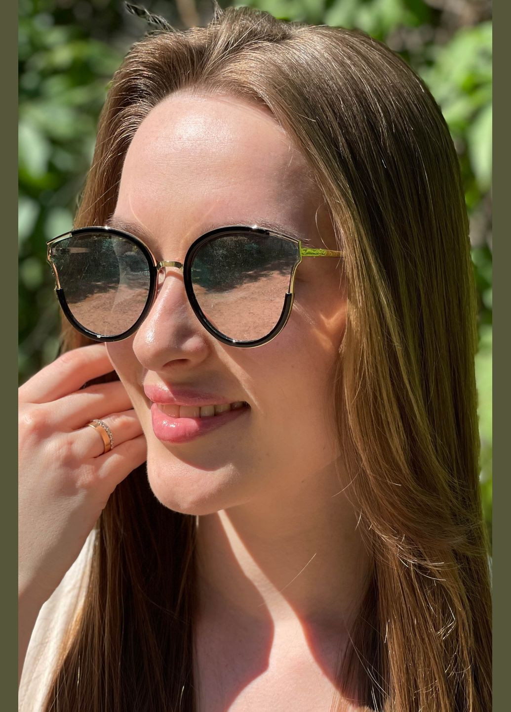 Окуляри жіночі золотистого кольору Let's Shop (299146819)