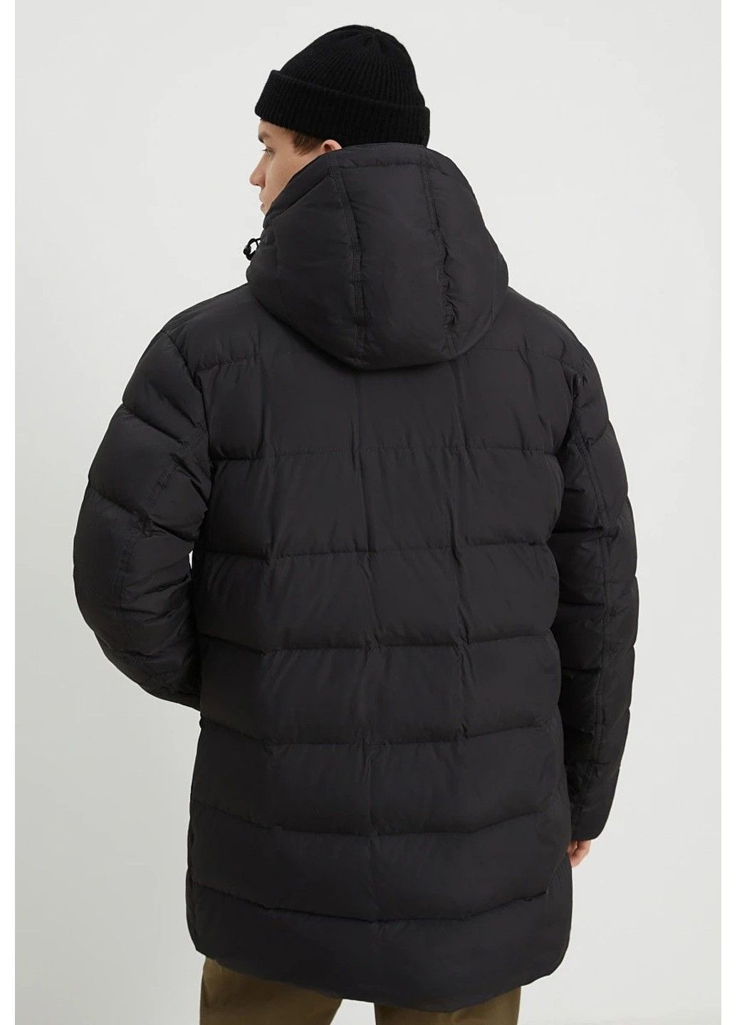 Чорний зимній Пуховик Finn Flare