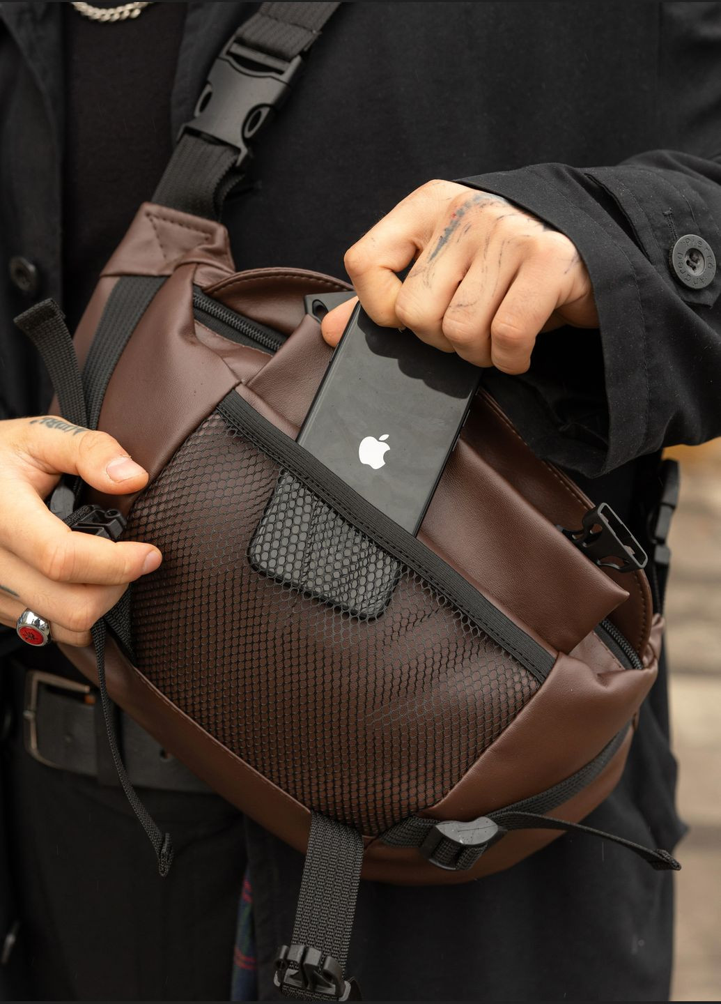 Чоловіча бананка поясна сумка коричнева Sambag (322846628)