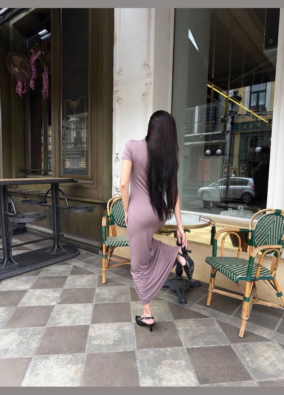 Темно-бежева повсякденний приталена сукня максі довжини MonCher