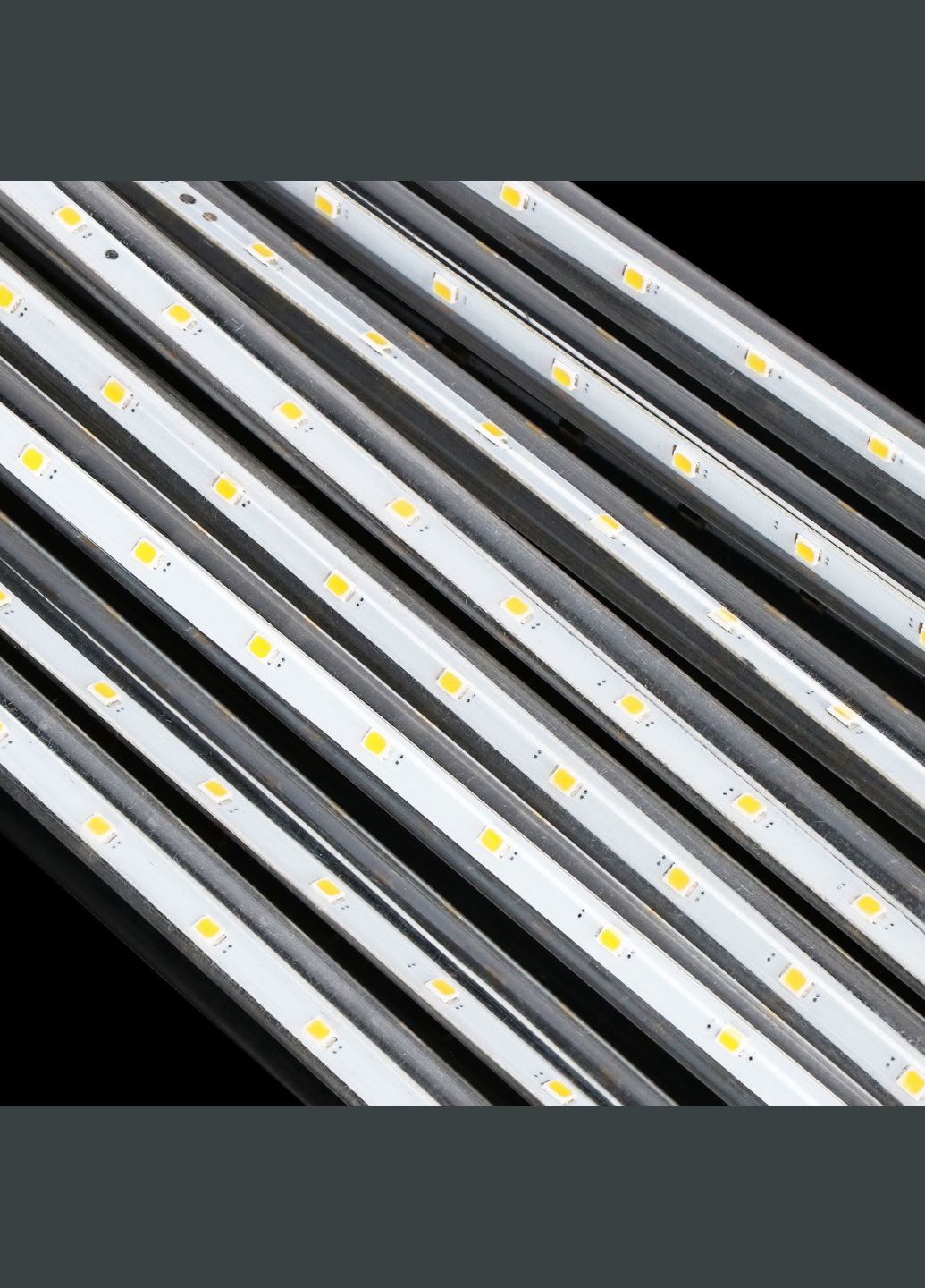 Гирлянда метеоритный дождь 3 м 144 LED CL1214 Warm White Springos (315781211)