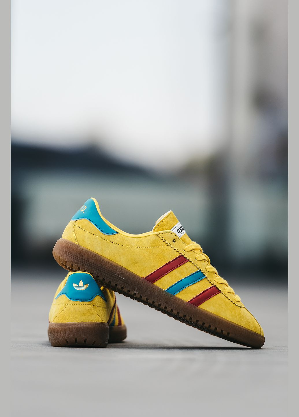 Желтые демисезонные кроссовки мужские adidas Bermuda x END