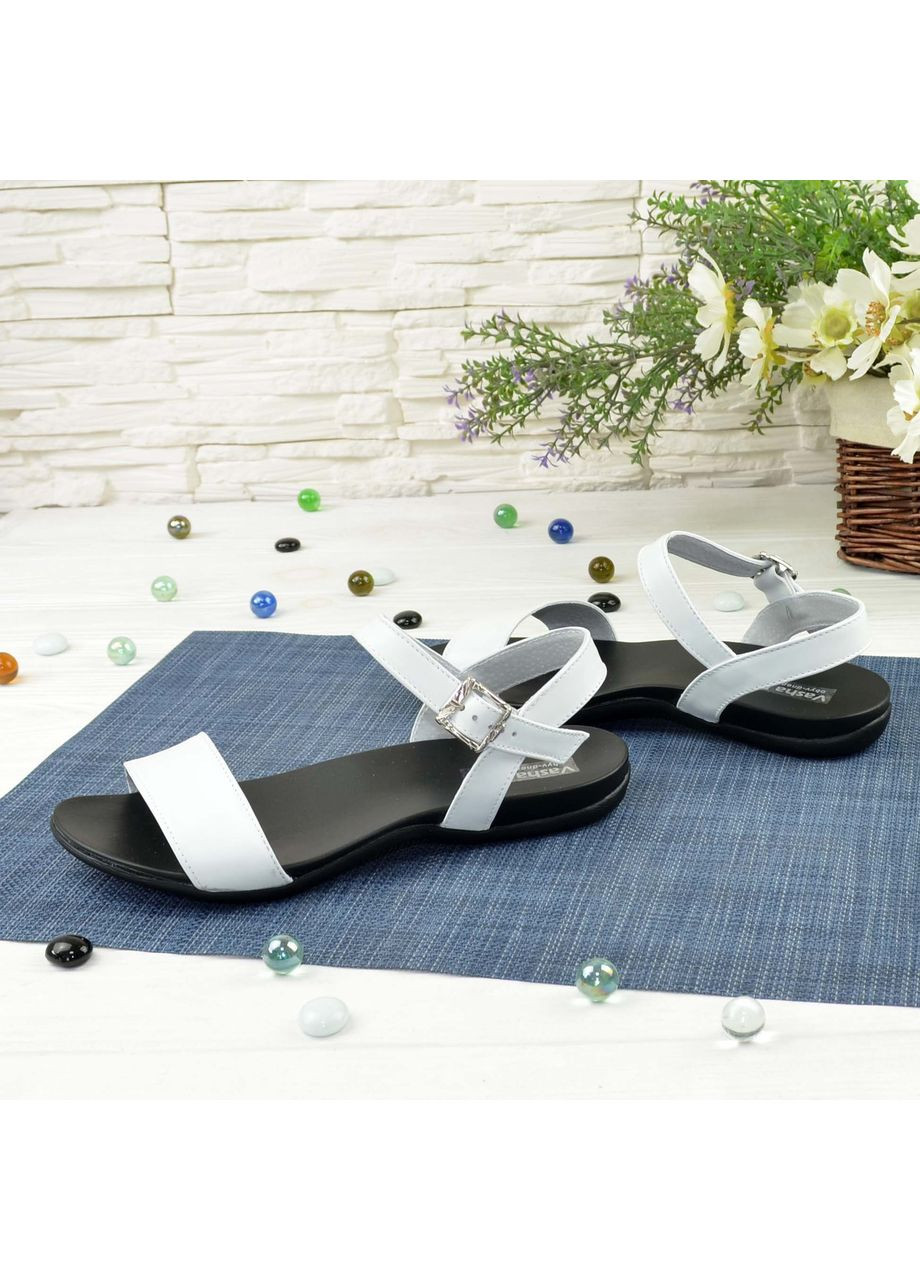 Жіночі шкіряні білі босоніжки на низькому ходу. 39 розмір Vasha para (362355002)