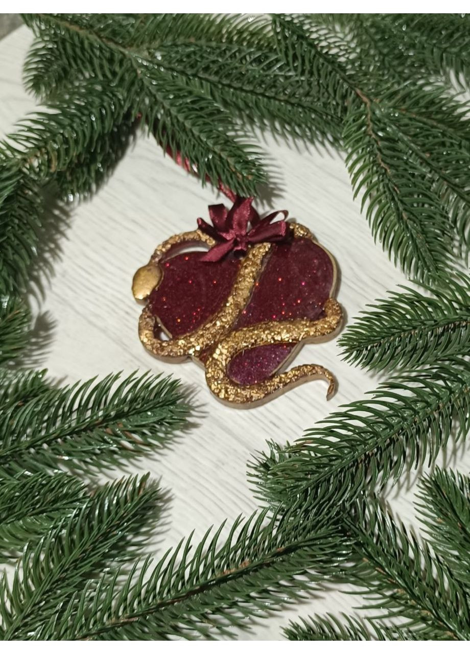 Новорічна іграшка з епоксидної смоли ручної роботи Змія серце обіймає Hand Made (365722492)