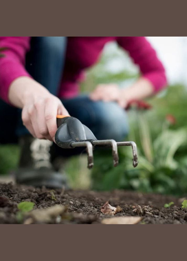 Культиватор Premium 30 см 140 г Fiskars (317308328)