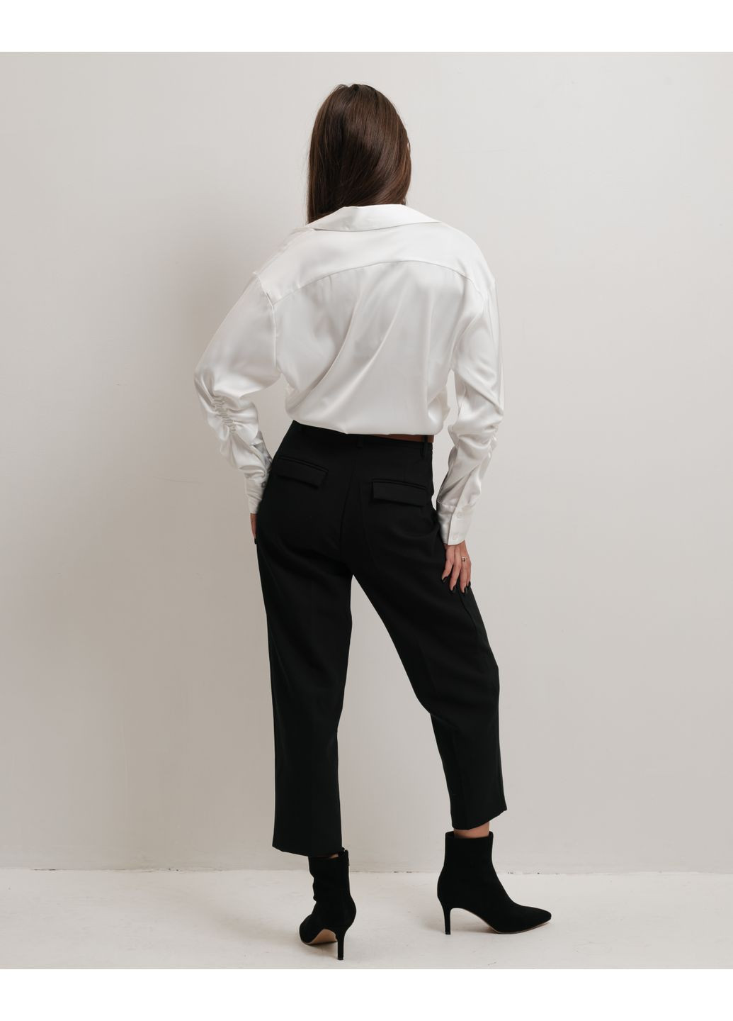 Біла сорочка з рукавами зі збиранням Modalinda