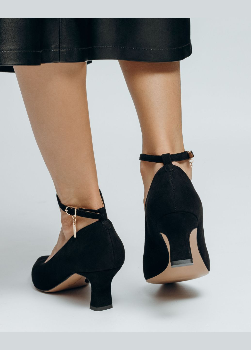 Bravo Moda Лодочки классика черные замша черный з натуральная замша, польша — всесезон (302661503)