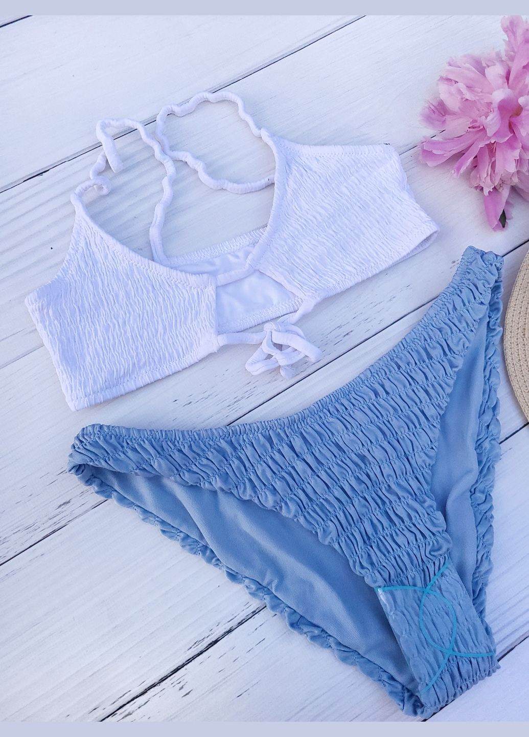 Блакитний жіночий купальник роздільний топ і трусики стисла тканина No Brand