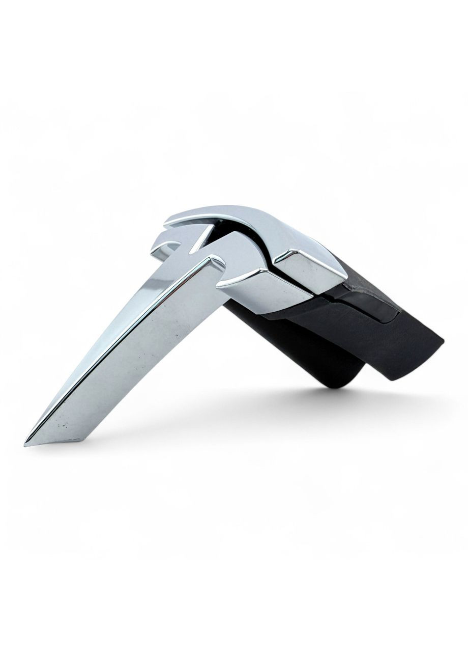 Эмблема на радиаторной решетке Model S 2016-2022 г.г. 1053686-00-F, 105368600F. Tesla (364462739)