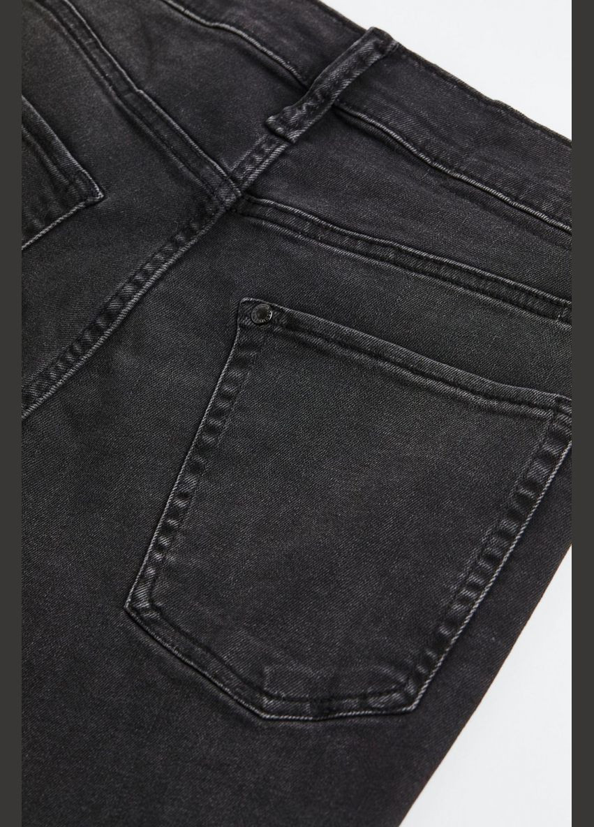 Темно-серые демисезонные джинси злегка завужені 1008110019 Black H&M