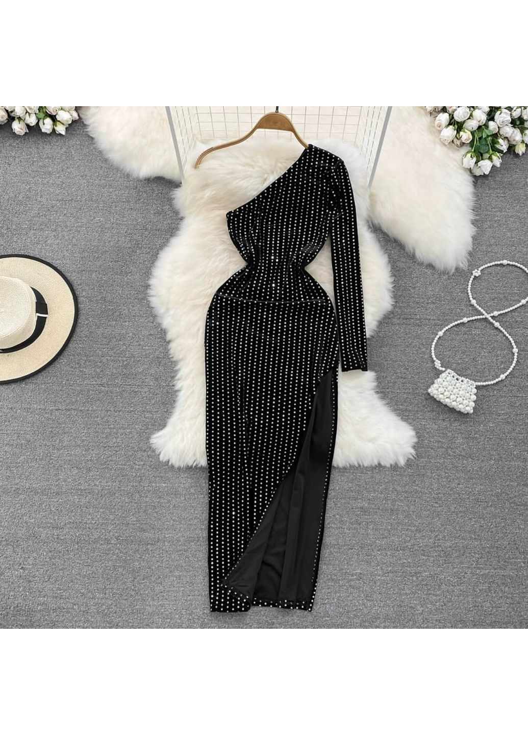 Черное платье No Brand