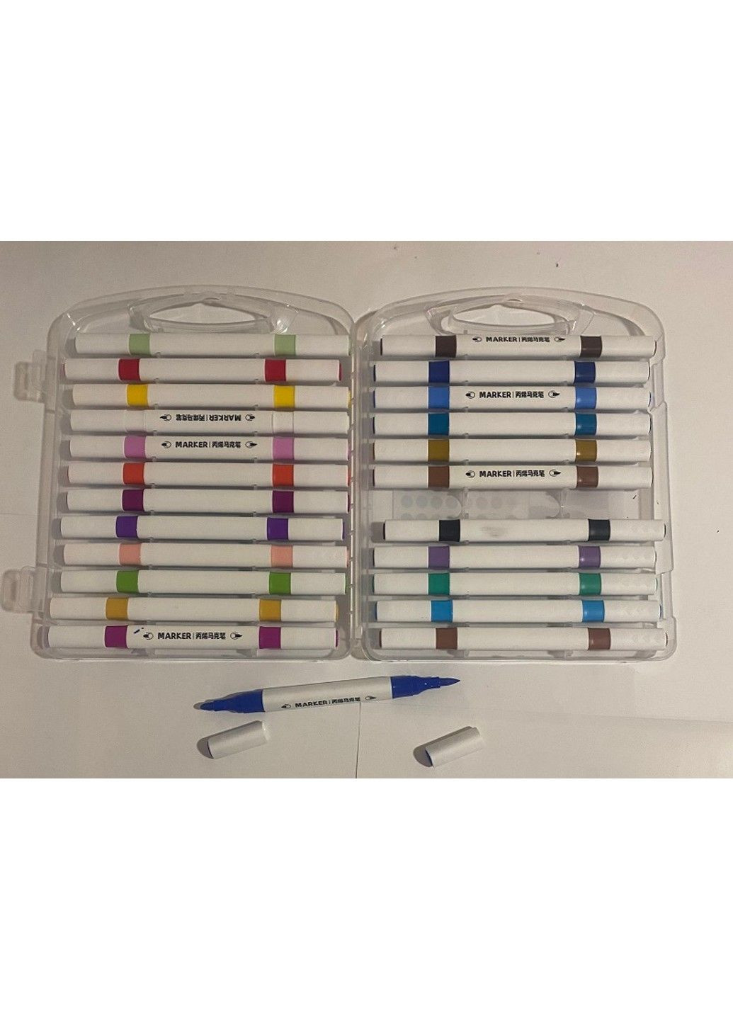 Набор акриловых скетчмаркеров треугольной формы 24 штук M6128-24 Aodemei (332177579)