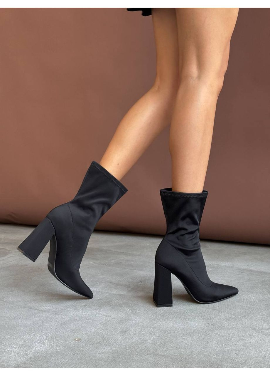 Черные демисезонная стильные женские ботильоны No Brand