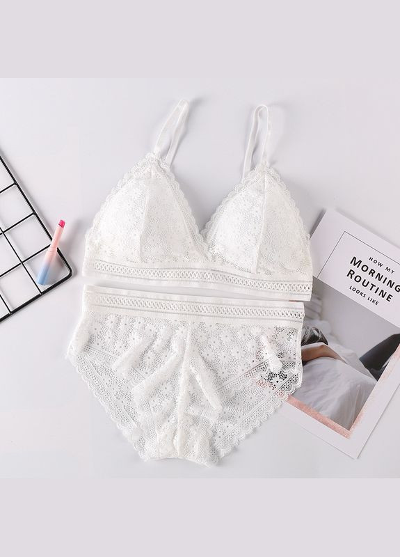 Білий демісезонний комплект нижньої білизни бюстгальтер бралет і трусики s/m синій (2-209) New Style