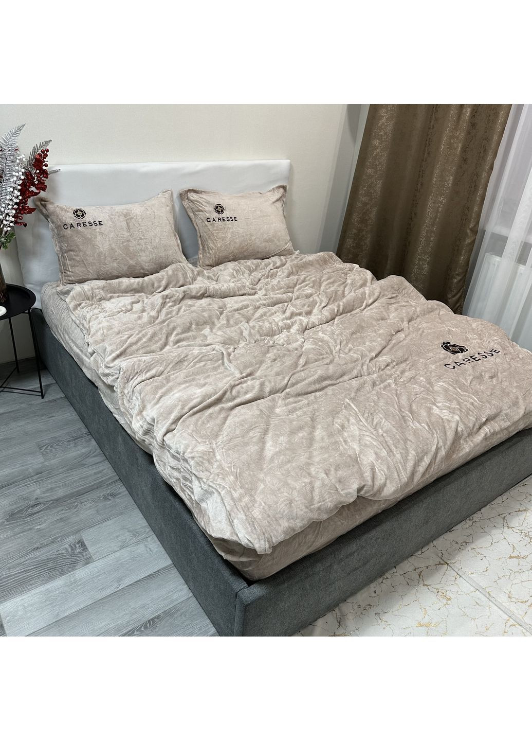 Справжній Hygge! Постільна білизна велюр півтораспальна бежевого кольору. М'якість та тепло. Простирадло на резинці. No Brand (370278915)