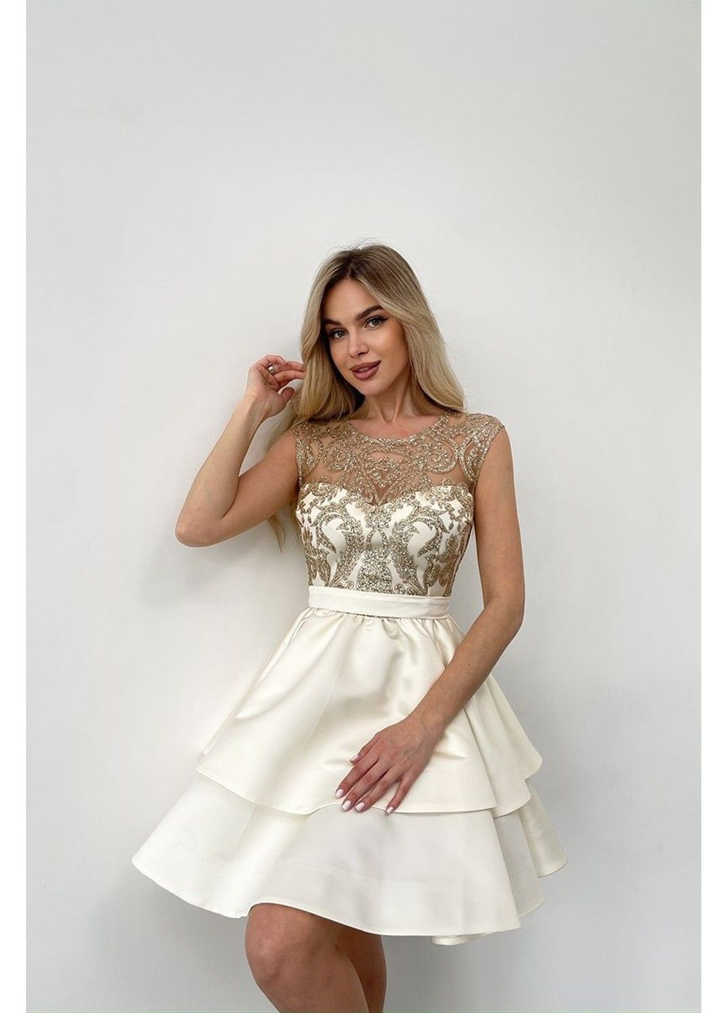 Молочное коктейльное платье мини глиттер два волана 25019 кремова Tanita-Romario