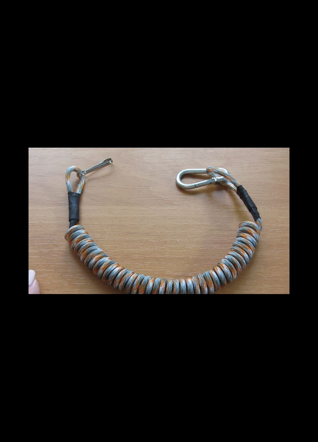 Тренчик с карабином ручной работы, шнур страховочный, пружинный для ключей, рыбалки под заказ No Brand (344584832)