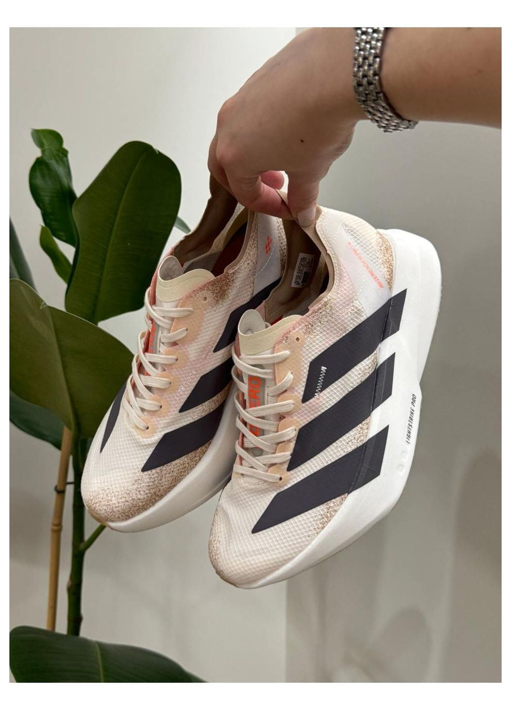 Бежеві Літні кросівки чоловічі adidas m beige No Brand Adizero Adios Pro 3