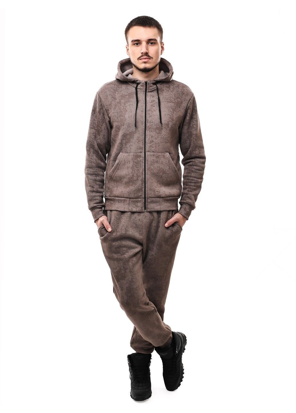 Темно-коричневый зимний костюм спортивный мужской No Brand