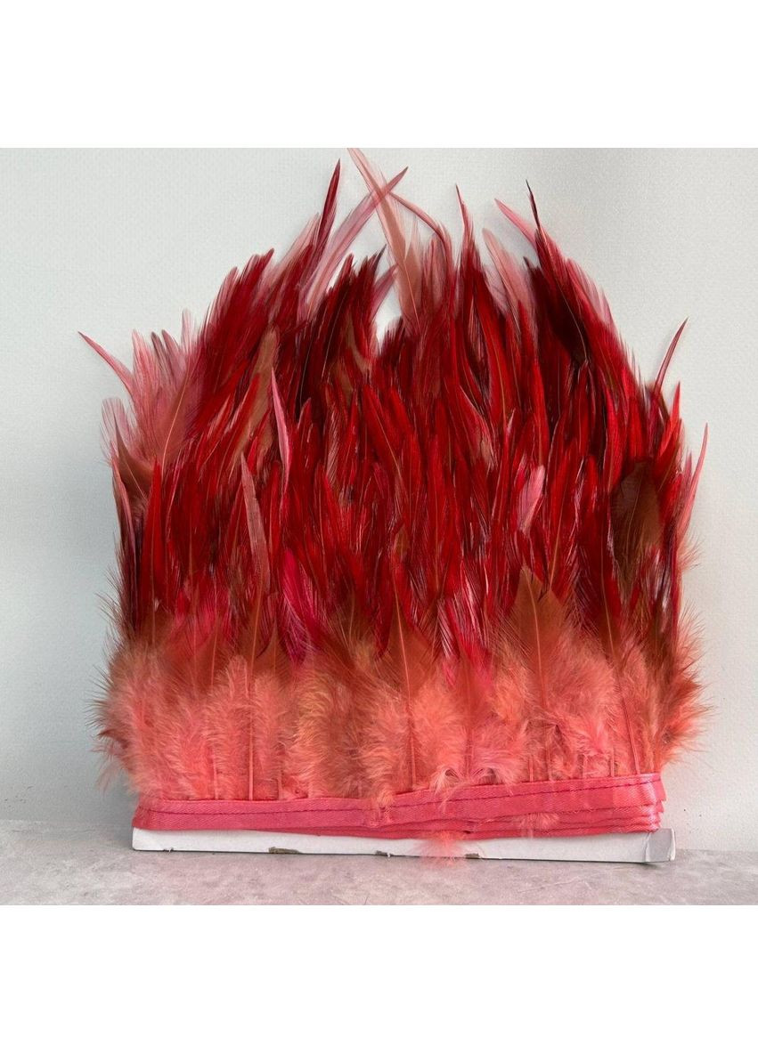 50 см - Пір'я півня на стрічці 8-12 см - рожево-бордовий Plus-plus (354794462)