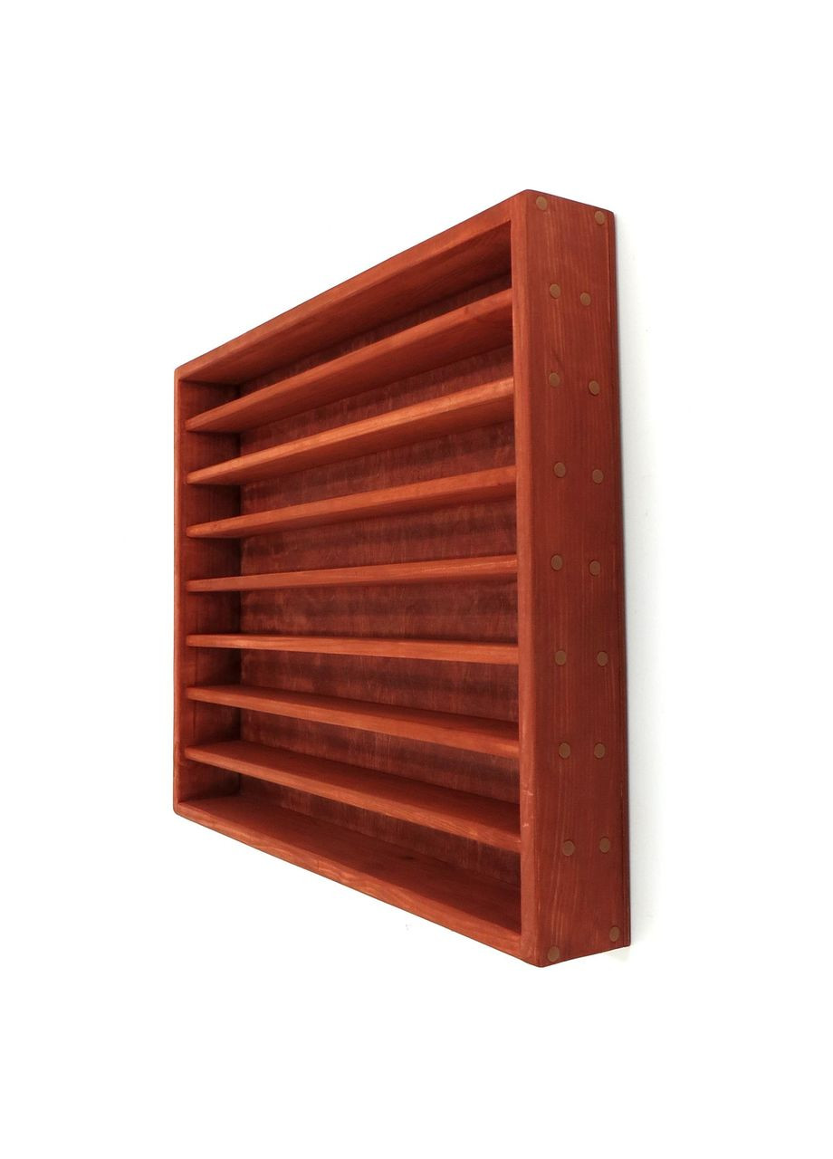 Стелаж для іграшкових машинок з дерева БМВ корал (СДМ-000114) No Brand (328605439)