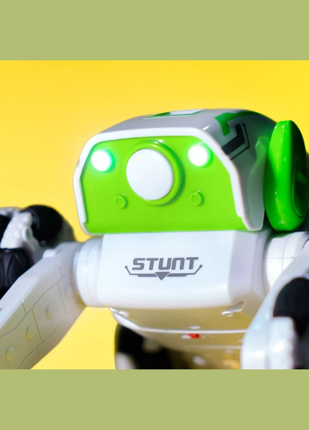 Машинка Off-Road Monster Трюковый вездеход на радиоуправлении белый с зеленым (532.02.49) OTAMANKO (342715962)