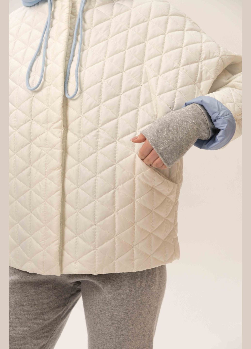Молочна демісезонна куртка молочний демісезон повсякденний Alberto Bini