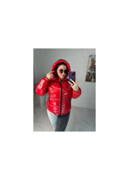 Красная зимняя женская теплая курточка цвет красный New Trend