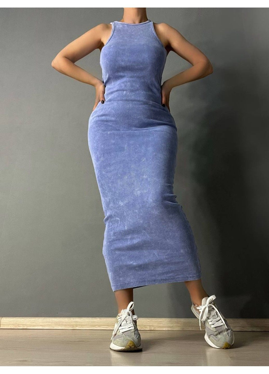 Блакитна сукня жіноча 240030 довга майкою варена тай-дай в рубчик MMC