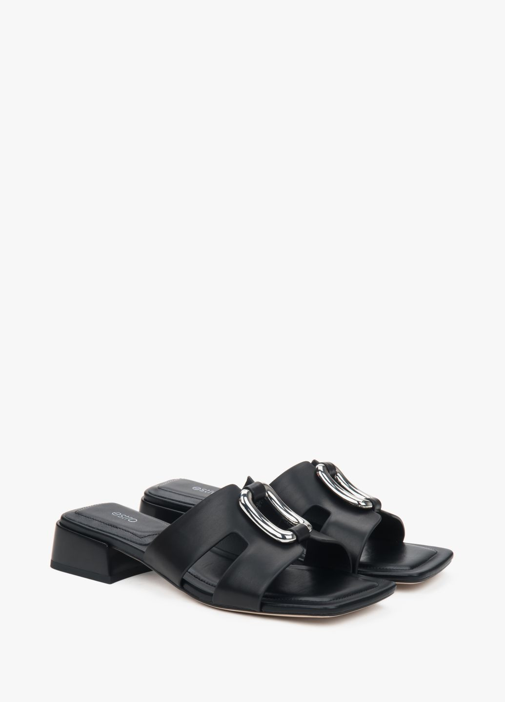 Черные шлепанцы, цвет черный Estro