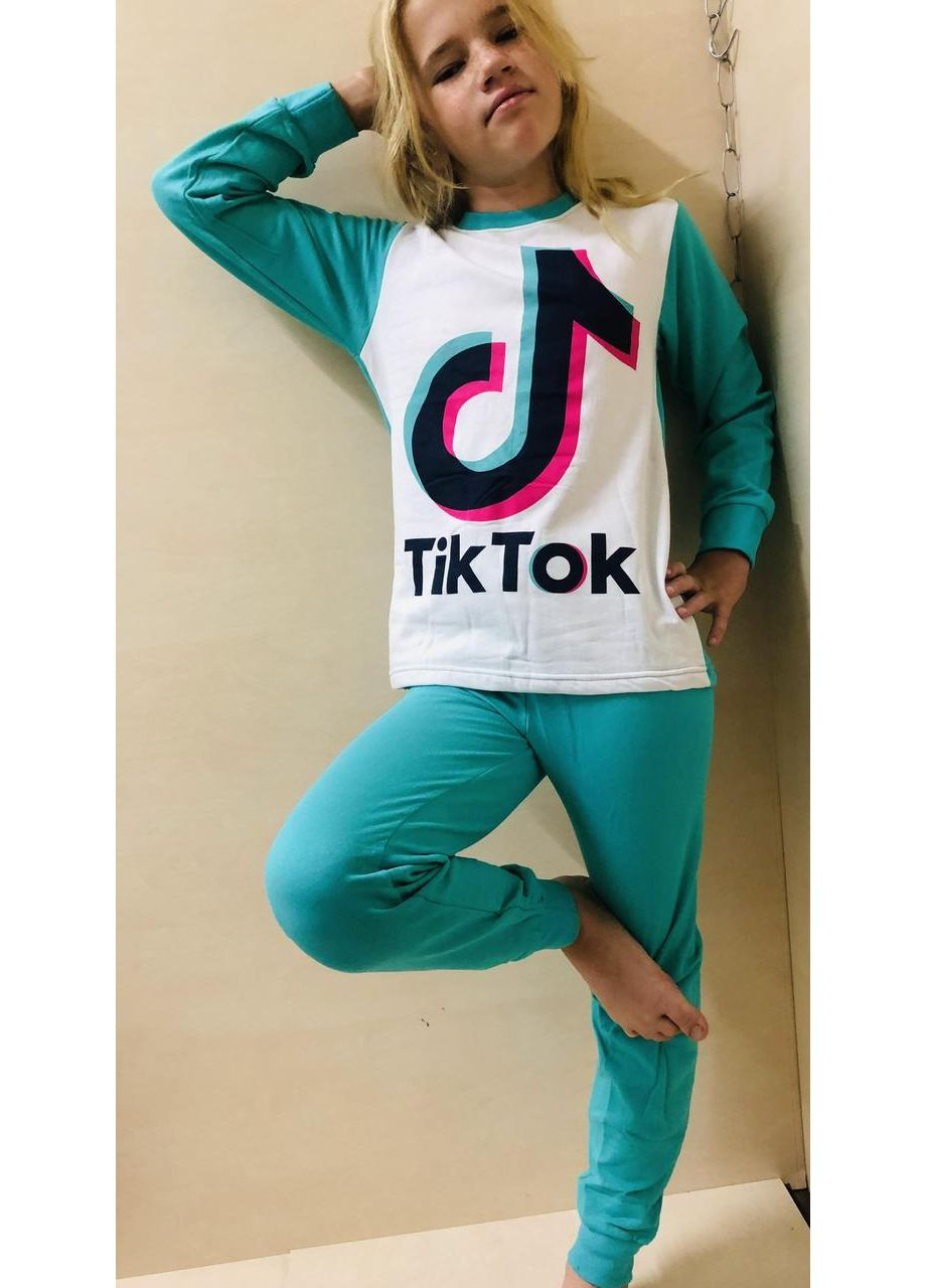 Зеленая зимняя зимняя теплая пижама для девочки байка подросток 116 122 128 134 140 146 152 No Brand