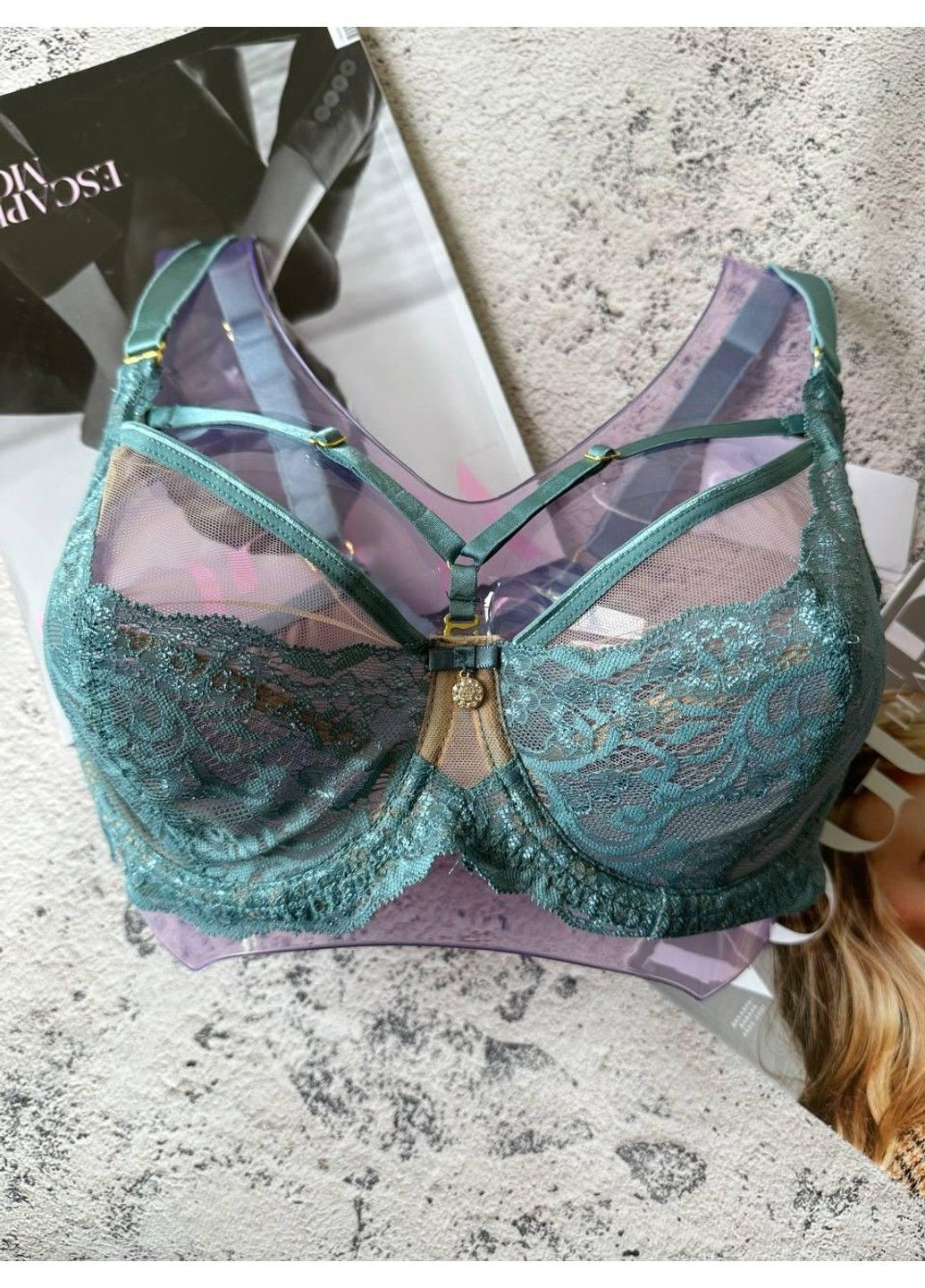 Зелений бюстгальтер без поролону з сіточкою Lanny Mode