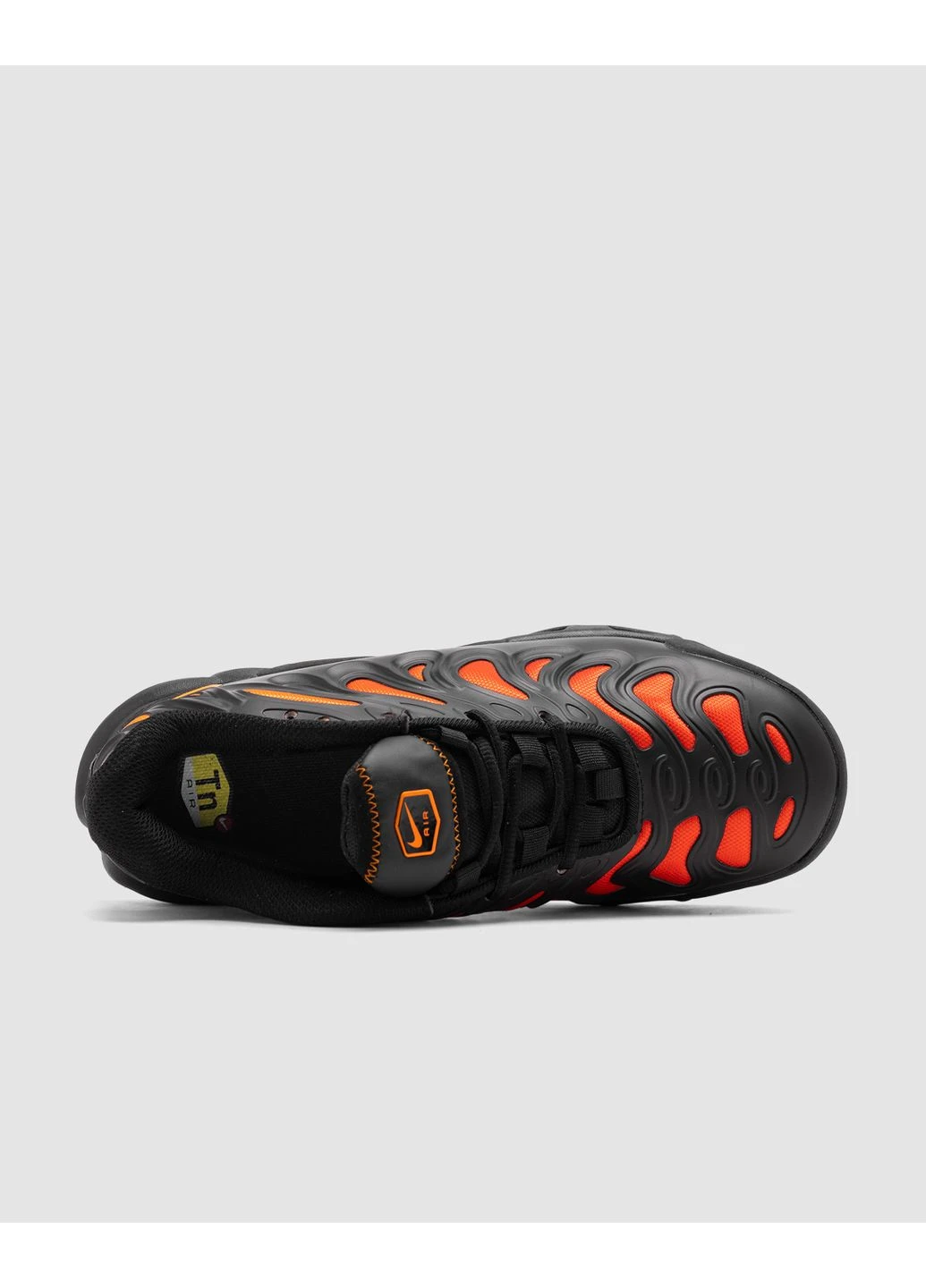 Черные летние кроссовки nike air max plus drift black orange найк аир макс плюс No Brand