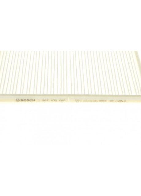 Фільтр салону Opel Agila/ Suzuki Ignis/ Subaru Justy 00 1 987 432 066 UA63 Bosch (366175166)