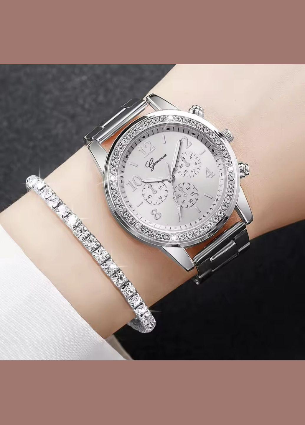 Часы серебристые женские с бижутерией China (345751019)