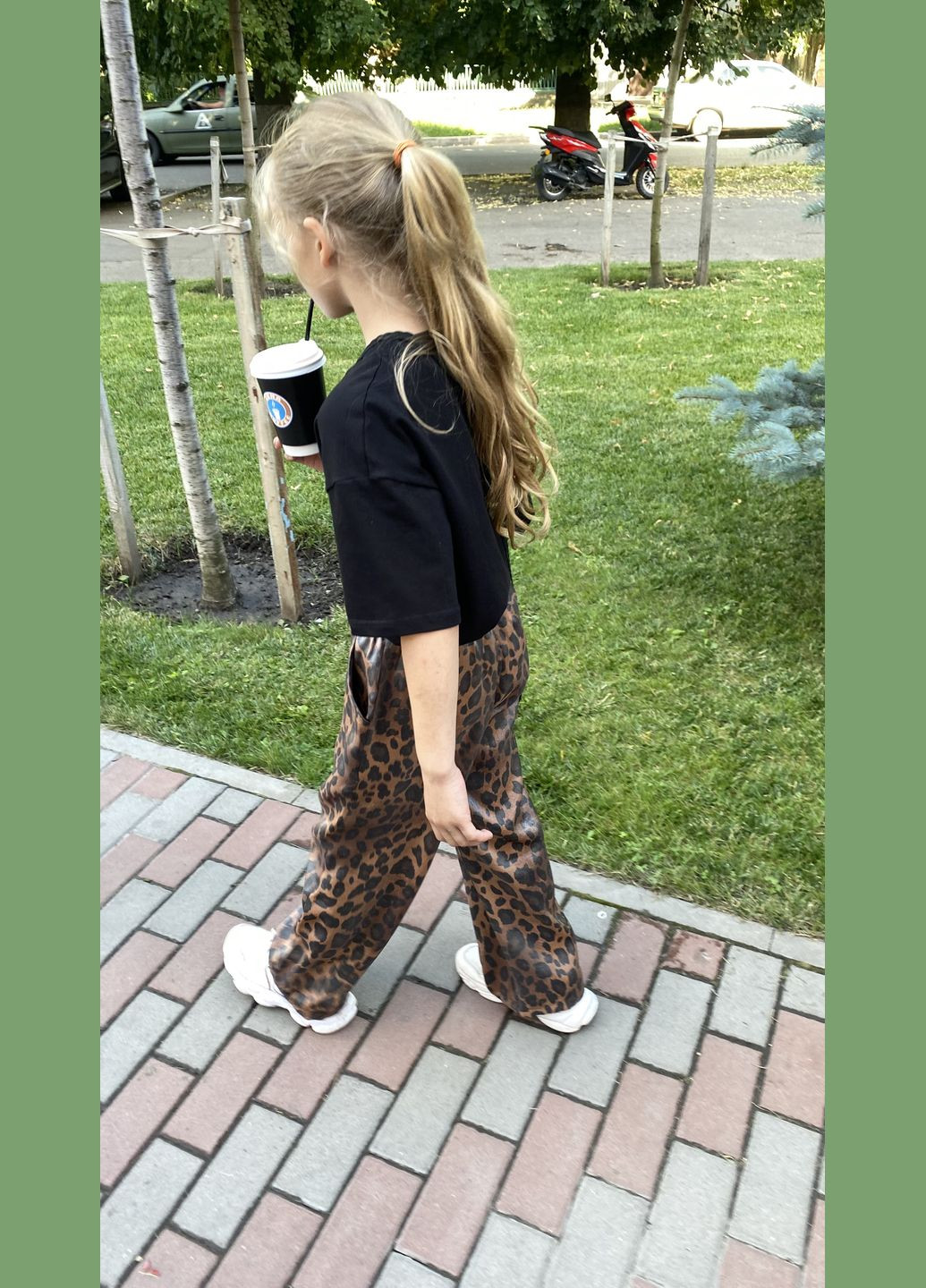 Комбинированный летний костюм футболка и лео штаны No Brand палаццо