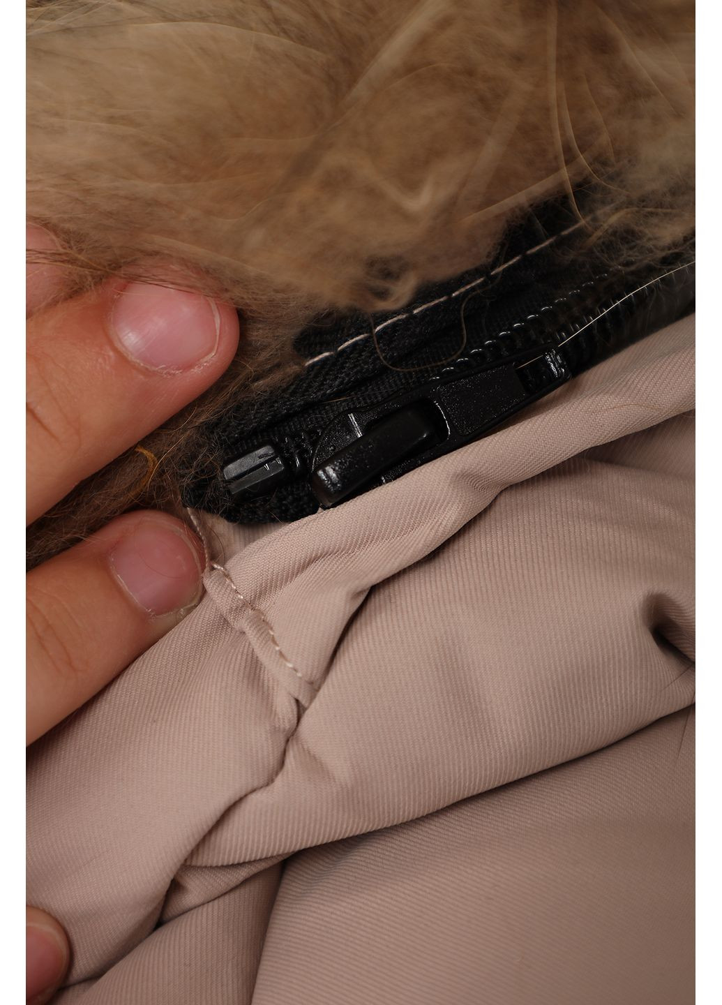 Бежева зимня куртка для дівчинки колір бежевий цб-00280228 Yuki