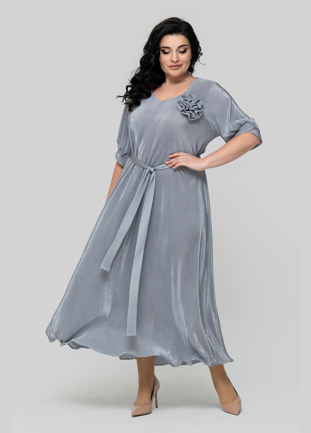 Сіра сукня трапецевидного силуету з трикотажу гофре з декоративною квіткою all posa (ap102343p) A'll Posa