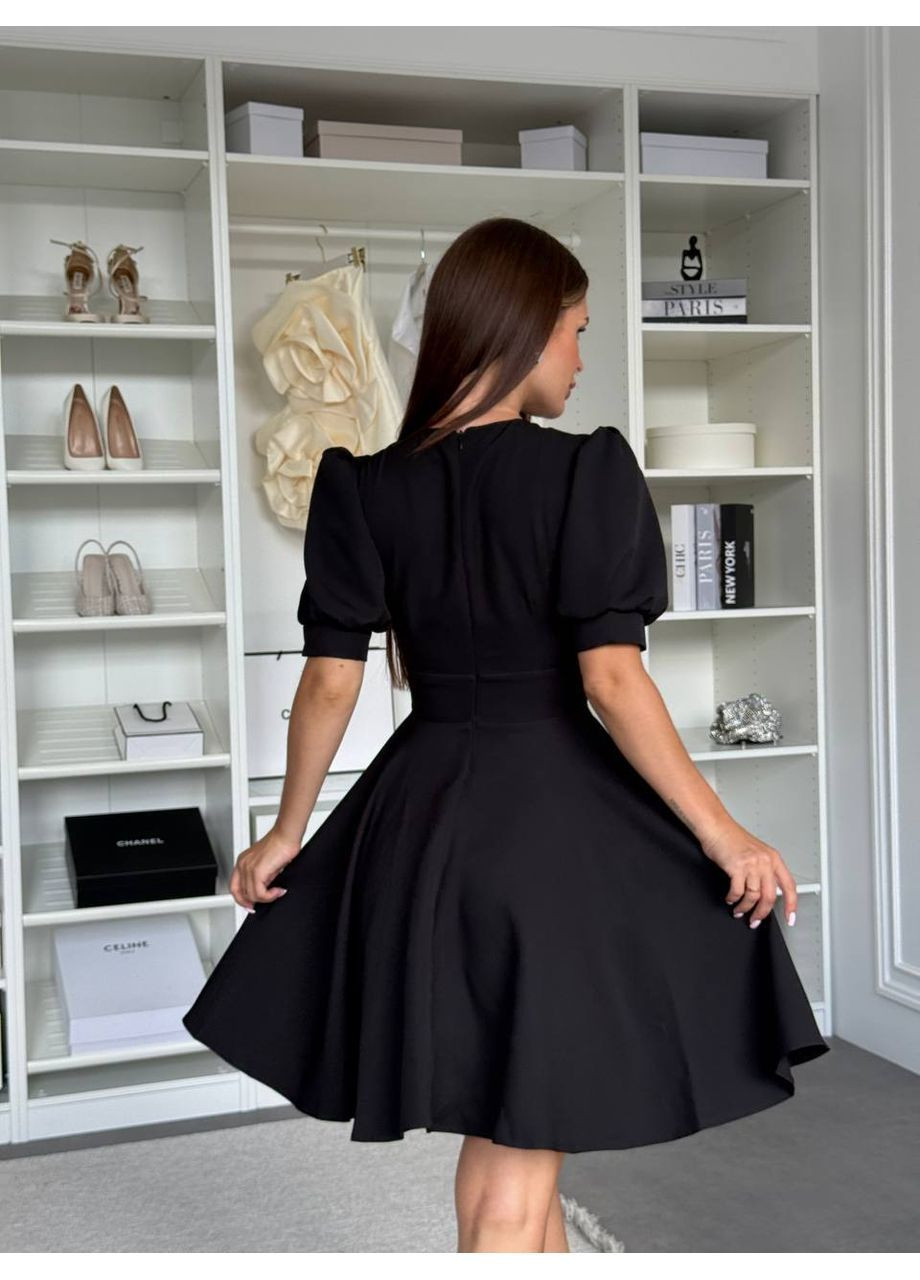 Черное вечернее женское платье с вышивкой в зоне декольте и талии. с юбкой-солнце MonCher