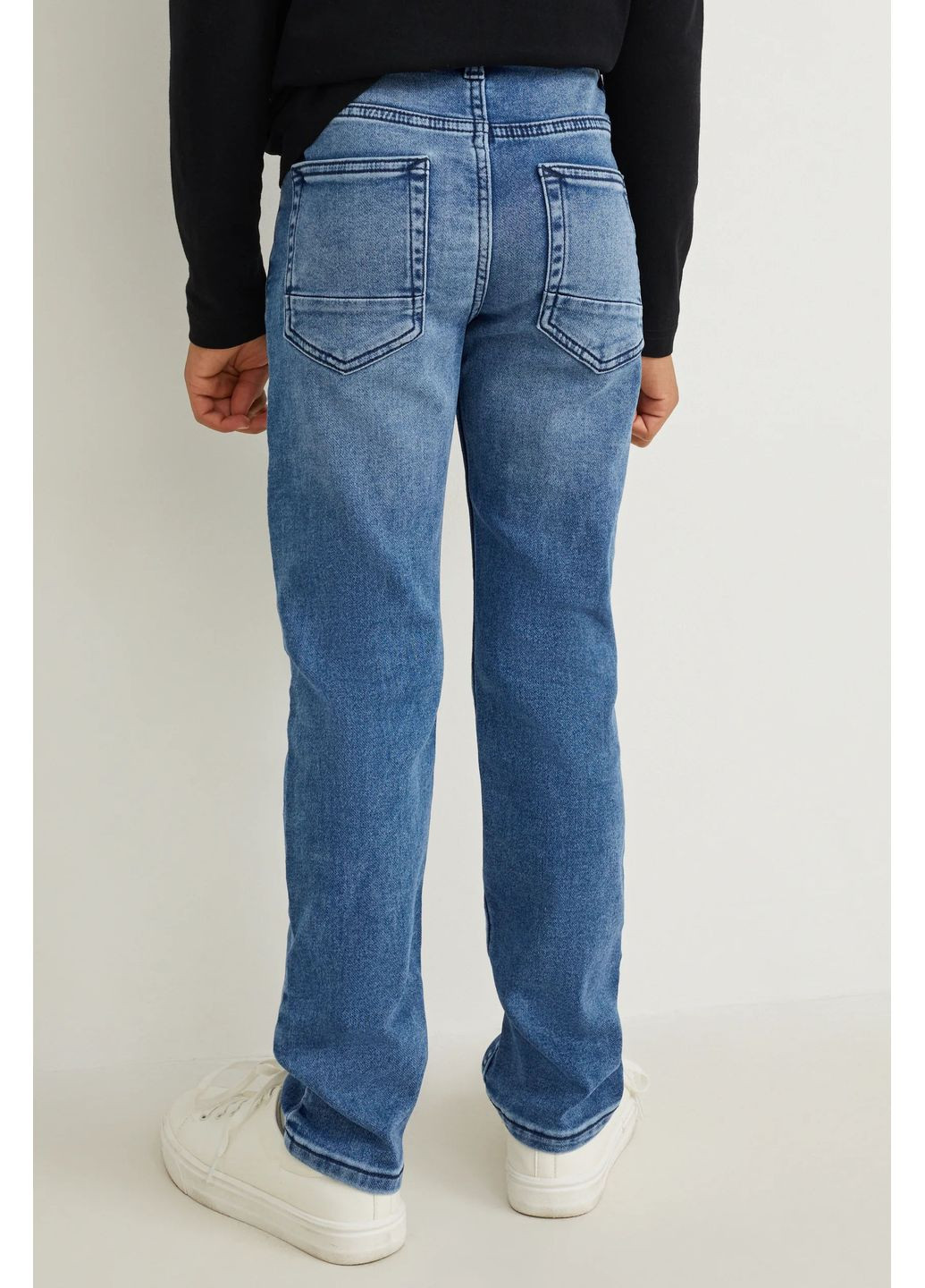 Синие демисезонные прямые джинсы C&A