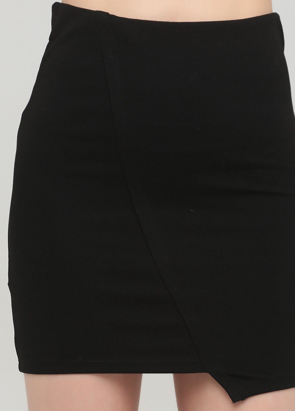 Черная однотонная юбка Stradivarius