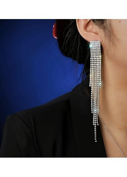 Серьги бижутерия длинные в стразах No Brand (365833265)