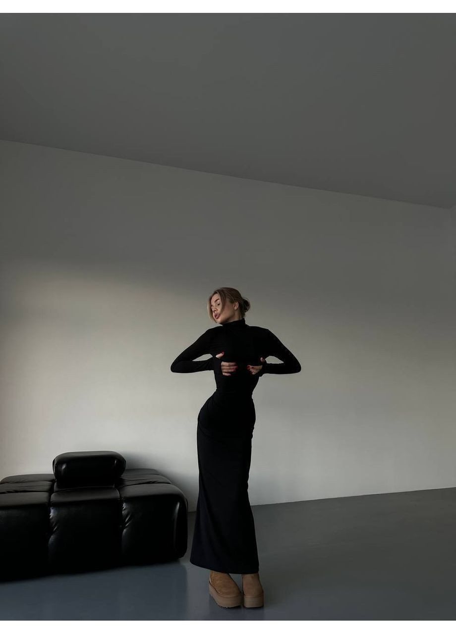 Черное кэжуал женское платье макси длины с утеплением силуэтная MonCher