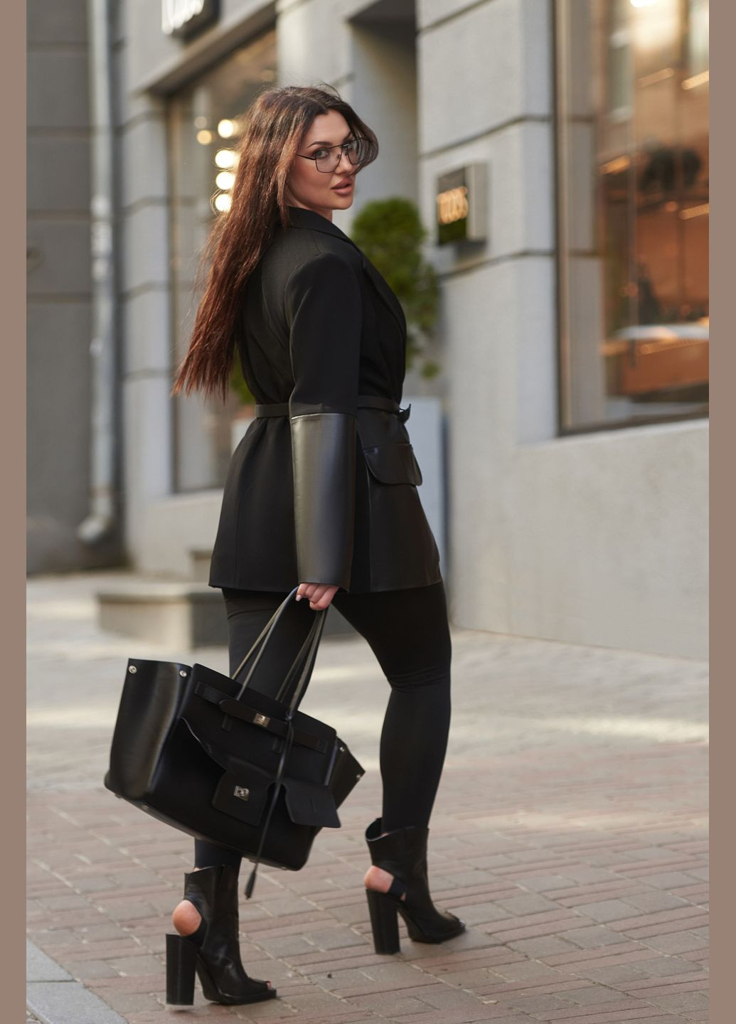 Стильний жіночий піджак без ременю Jadone Fashion (323000268)