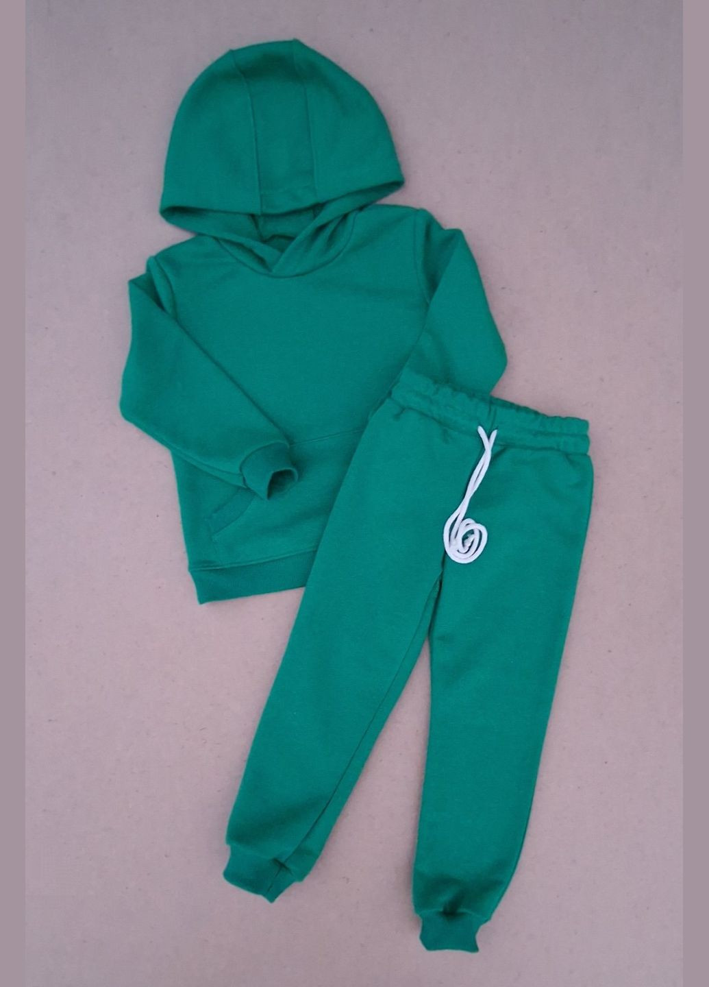 Зеленый демисезонный костюм тринитка петля No Brand